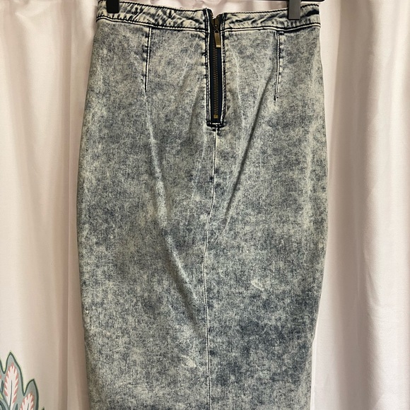 Jean skirt NWOT - Picture 2 of 3